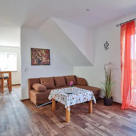 Claudi's Radl Stadl Apartmán