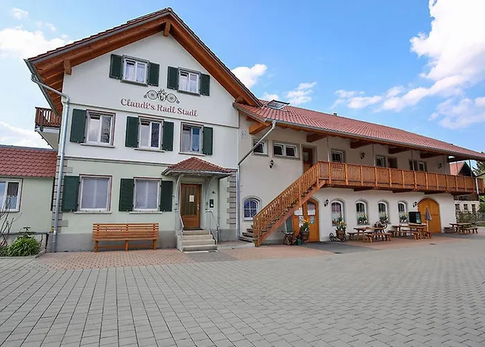 Claudi's Radl Stadl Apartment *