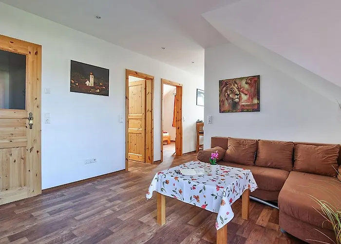 Claudi's Radl Stadl Apartment *